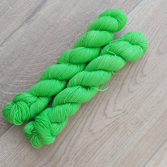 Merino Sock kleurnummer 45 - grasgroen