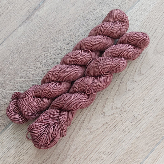 Merino Sock kleurnummer 64 - chocoladebruin